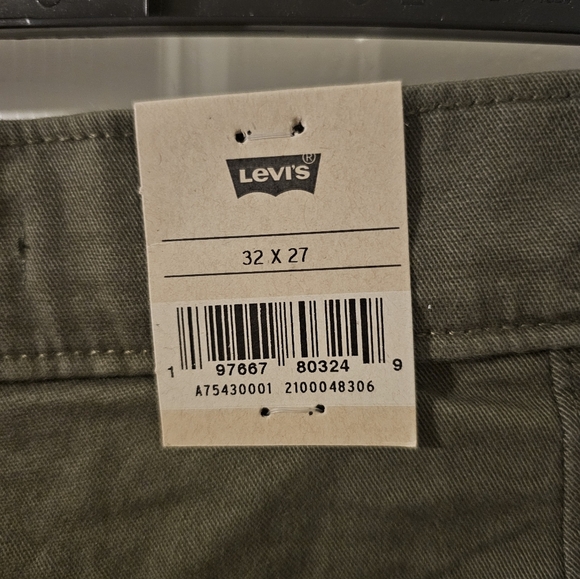 Levi's NWT Utility Pants Green Olive Waterproof Size 32x27 - Picture 4 of 4